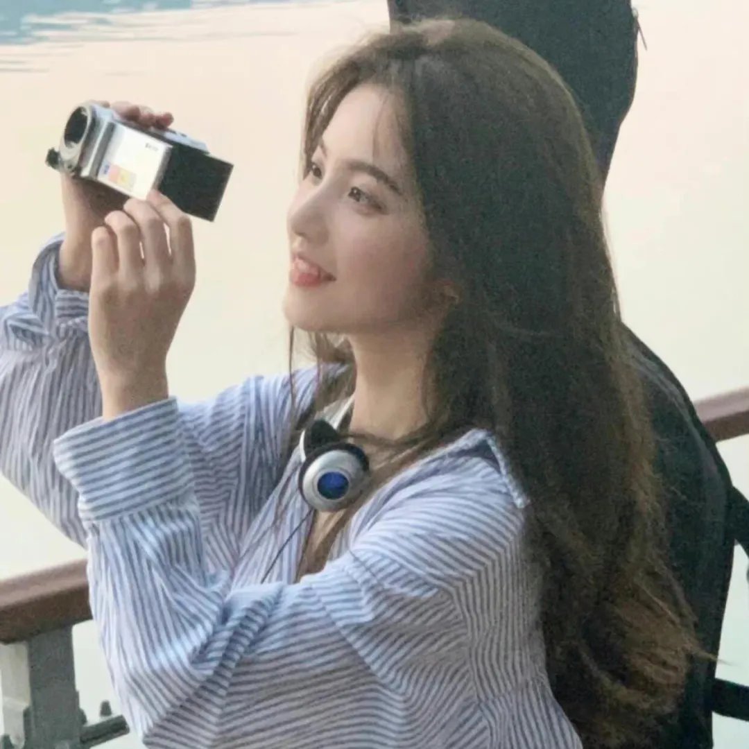 爱你如诗美丽
